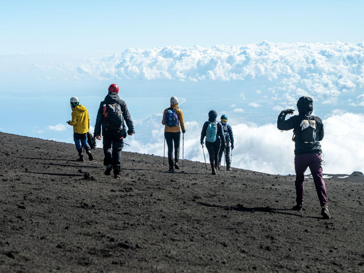 Trekking Etna alta quota: zone sommitali 3000m