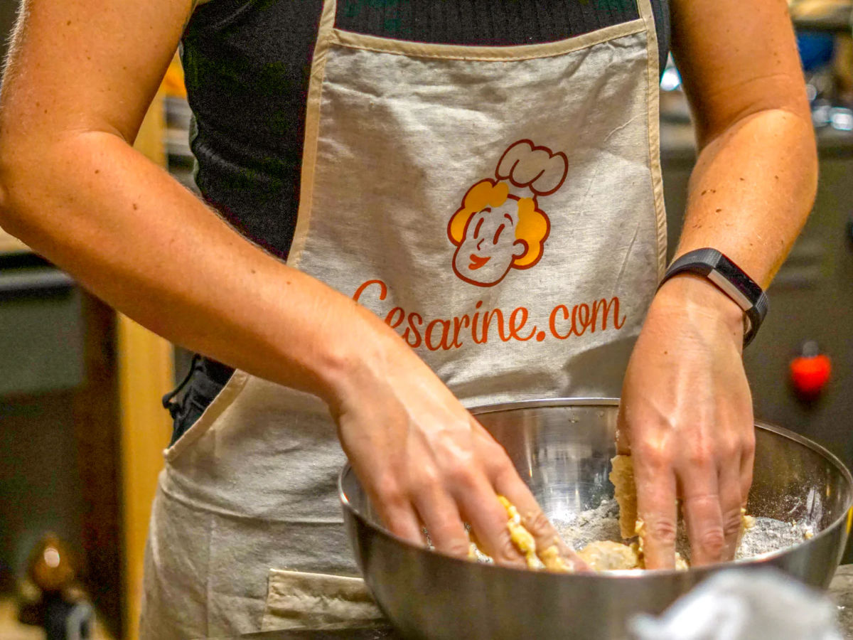 Un viaggio nei sapori siciliani: cucina, tradizione e convivialità