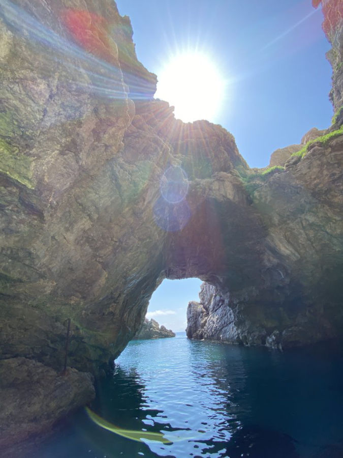 Tour in barca alle Grotte di Marettimo da Trapani