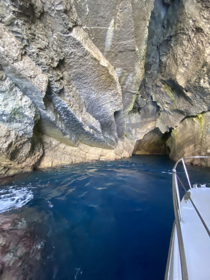Tour in barca alle Grotte di Marettimo da Trapani