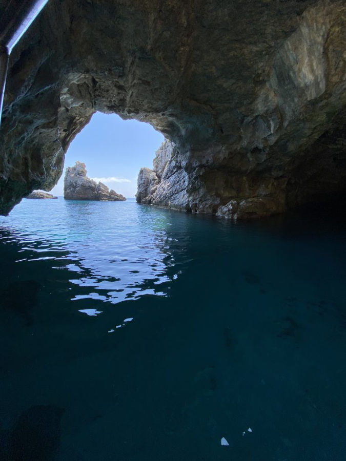 Tour in barca alle Grotte di Marettimo da Trapani