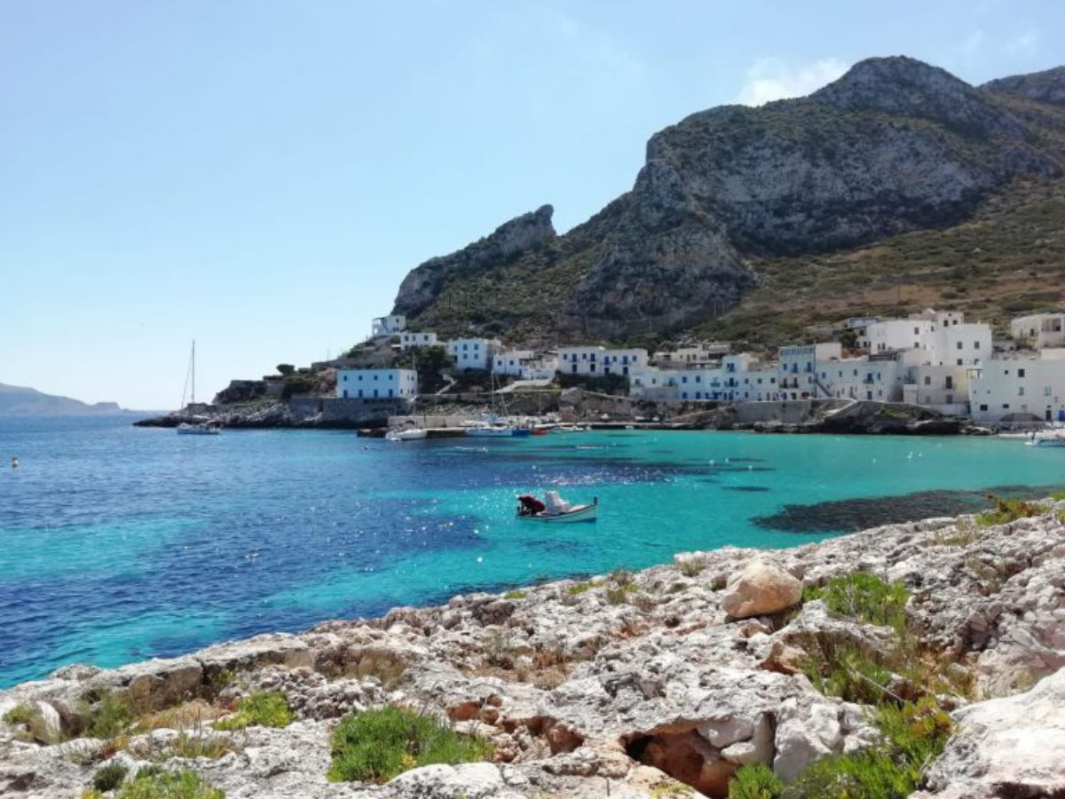 Minicrociera alle Egadi: escursione in barca a Favignana e Levanzo con pranzo incluso