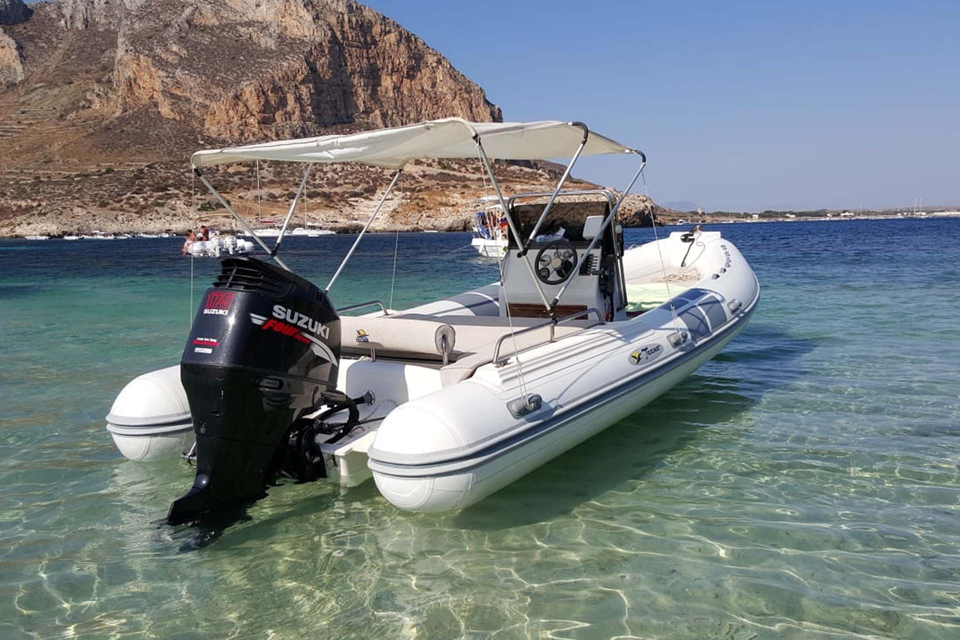 Favignana e Levanzo: Un’Esperienza tra le Acque più Belle di Sicilia