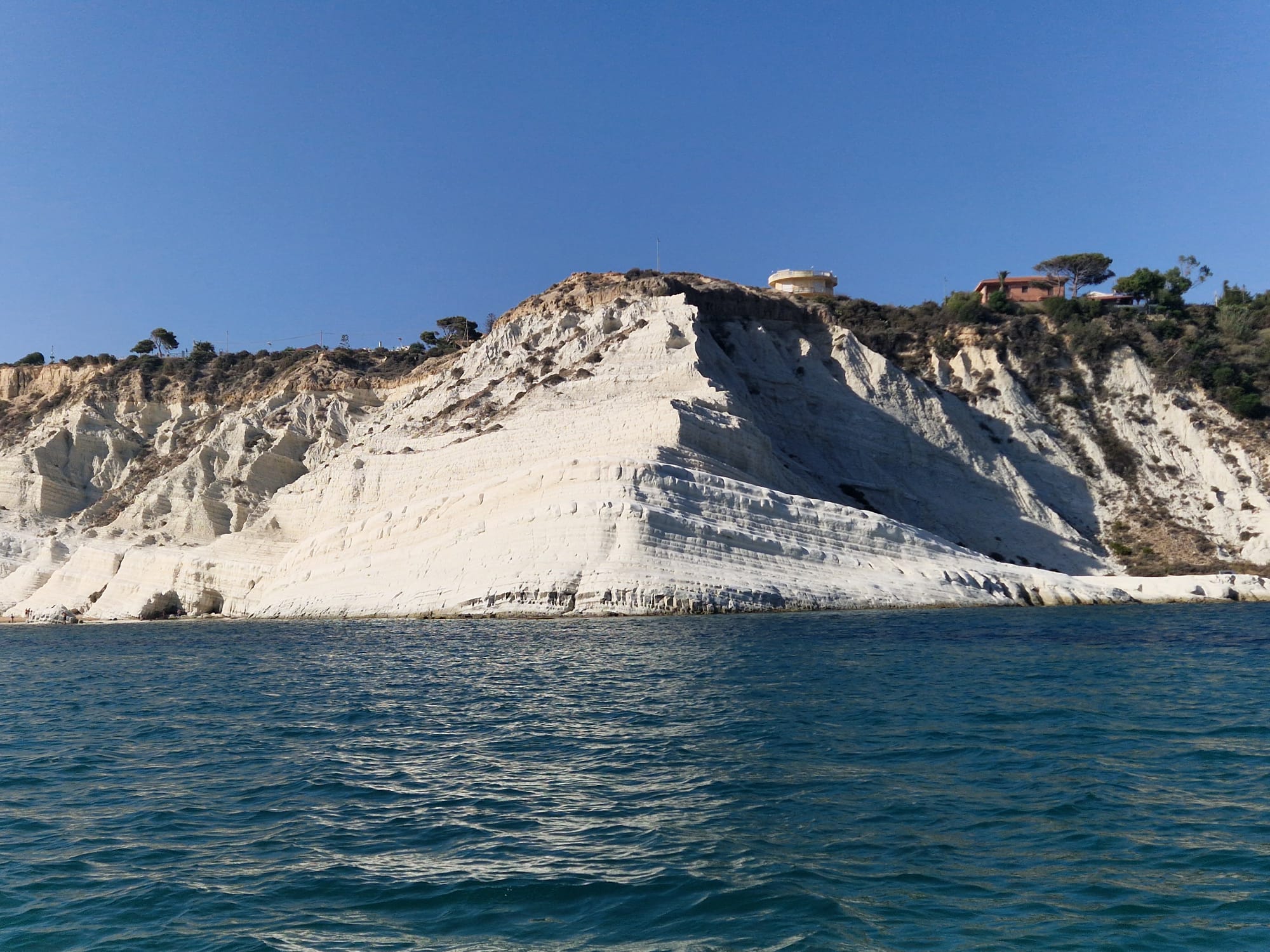 Tour in Barca ad Agrigento: Scopri le Meraviglie della Costa Agrigentina