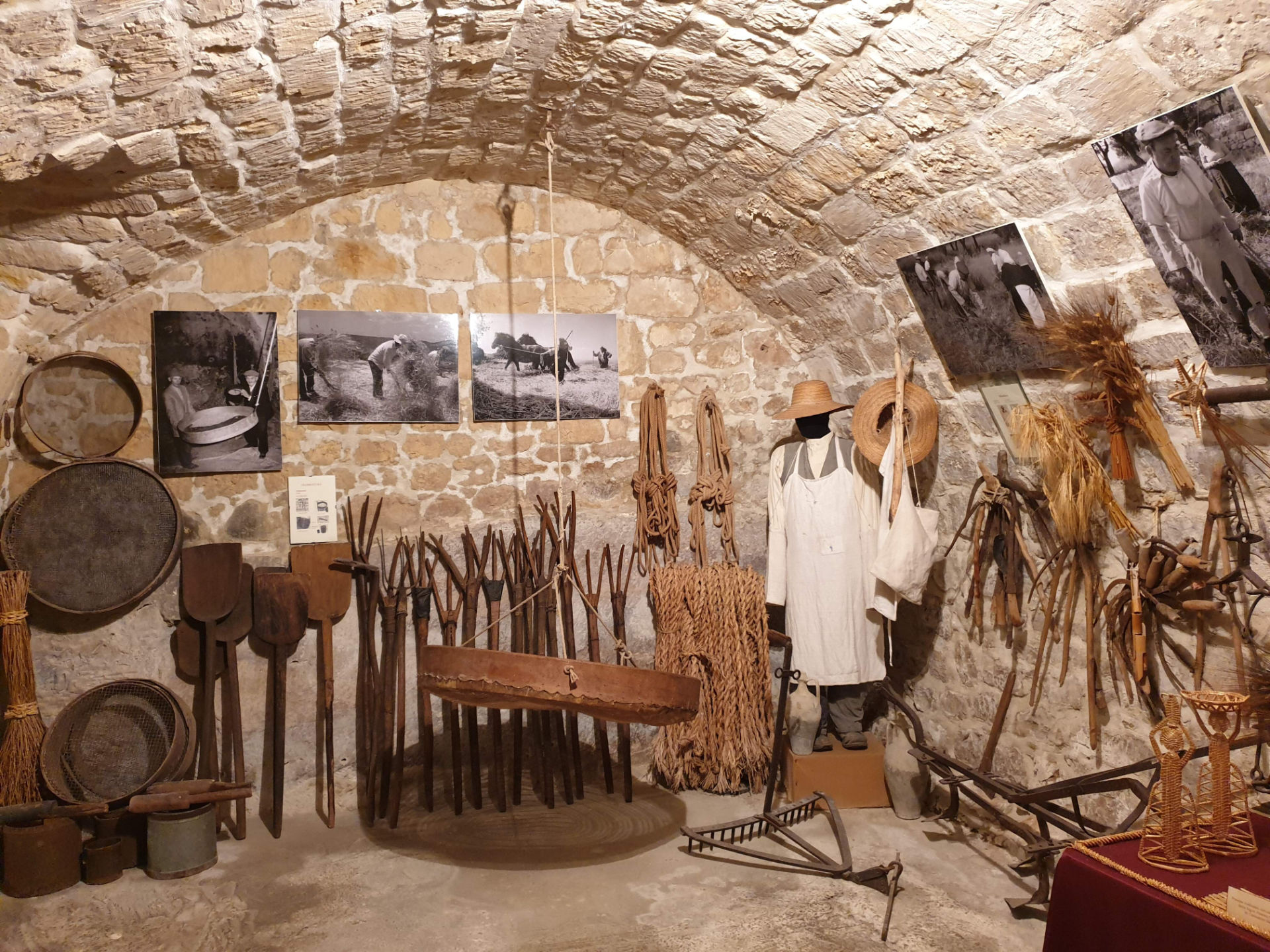 Ecomuseo Buscemi: Lavoro Contadino Ibleo Vivo