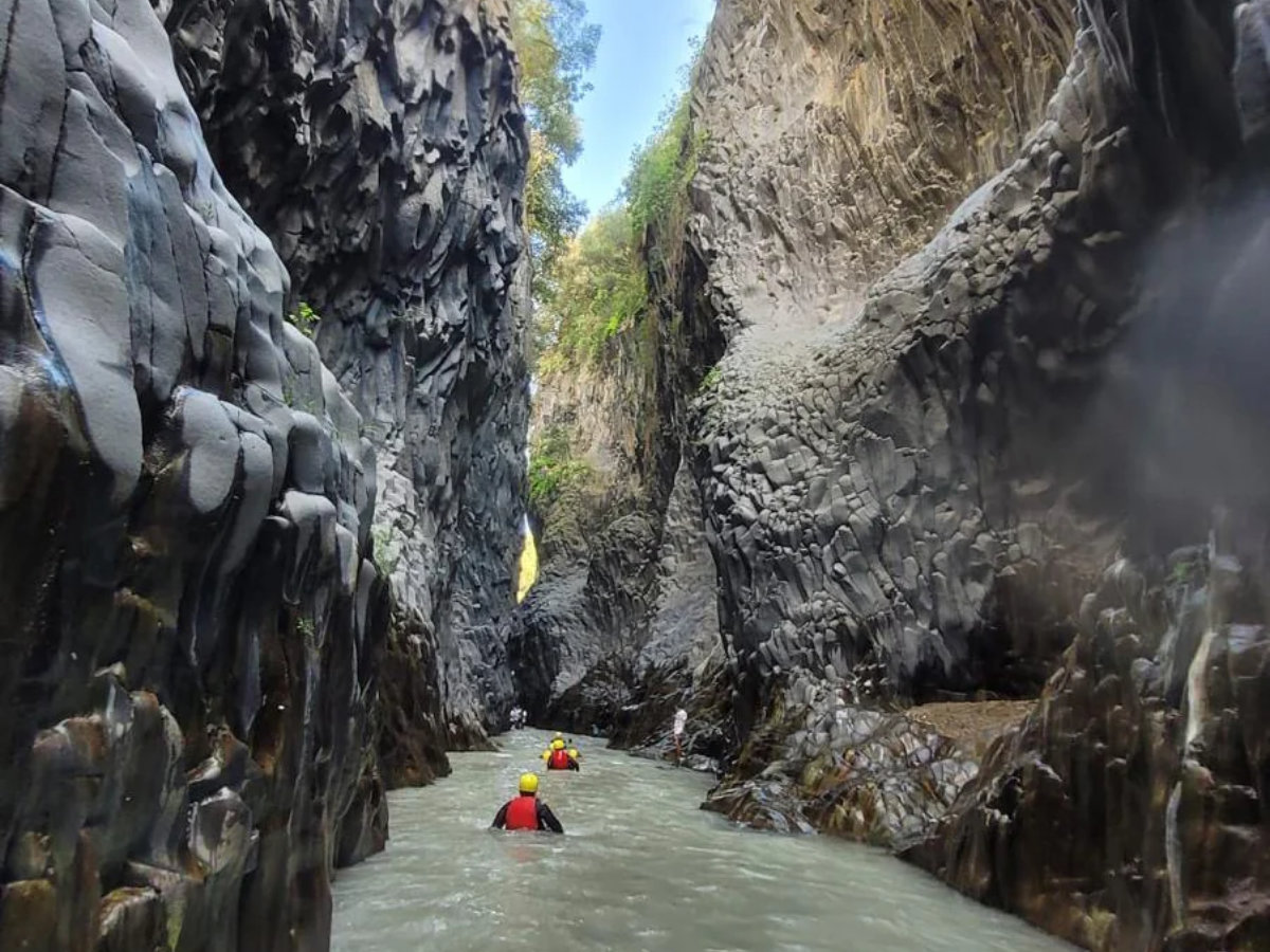 Body Rafting nella Valle dell’Alcantara